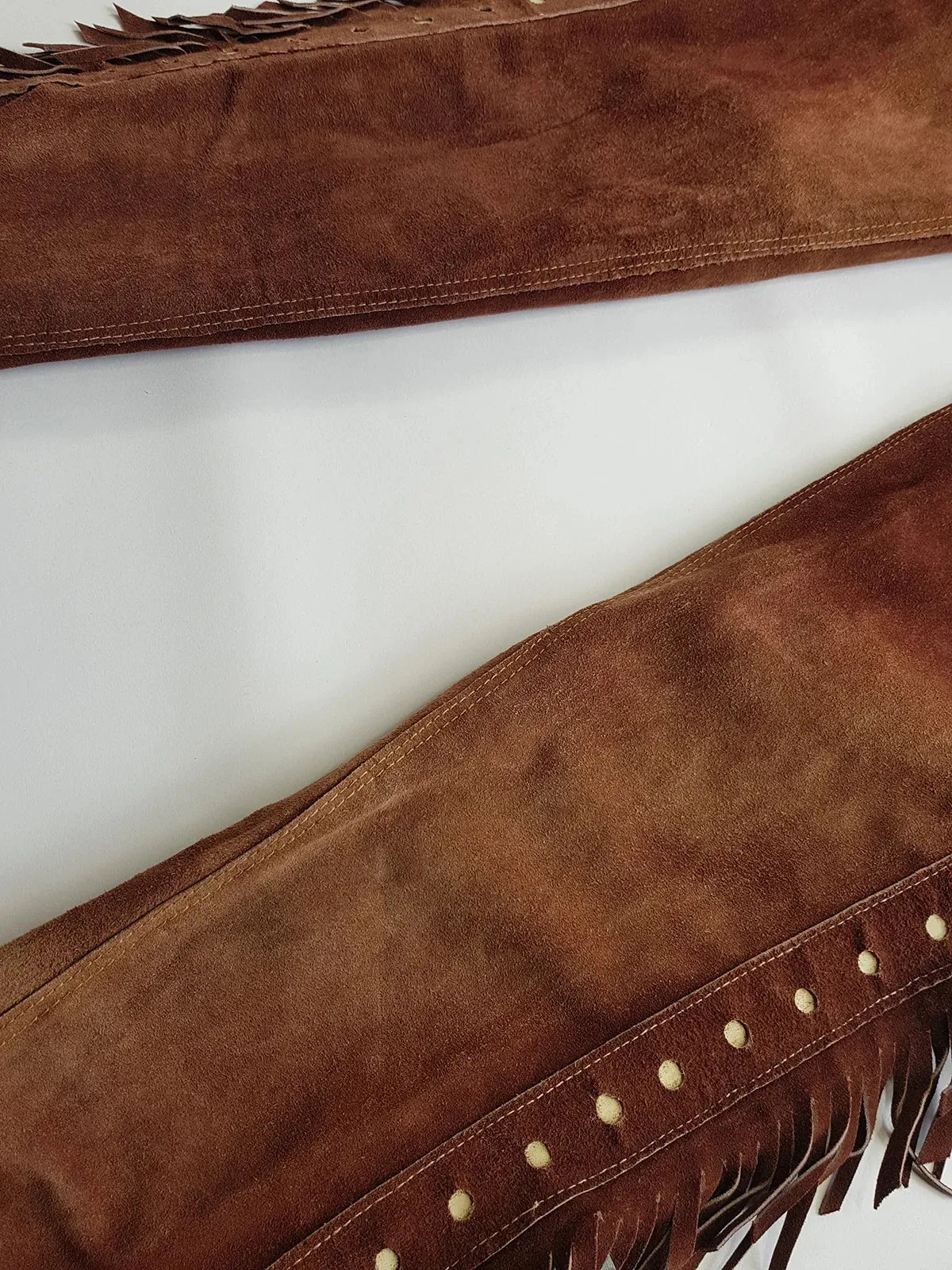 1970s Geniune Suede Cowgirl Tassel Chaps - Beautiful Soft Suede & Leather Tassel Chaps - Rich Tobacco Brown- Chunky Metal Zippers - Perfect Fit -  Iconic for a Costume