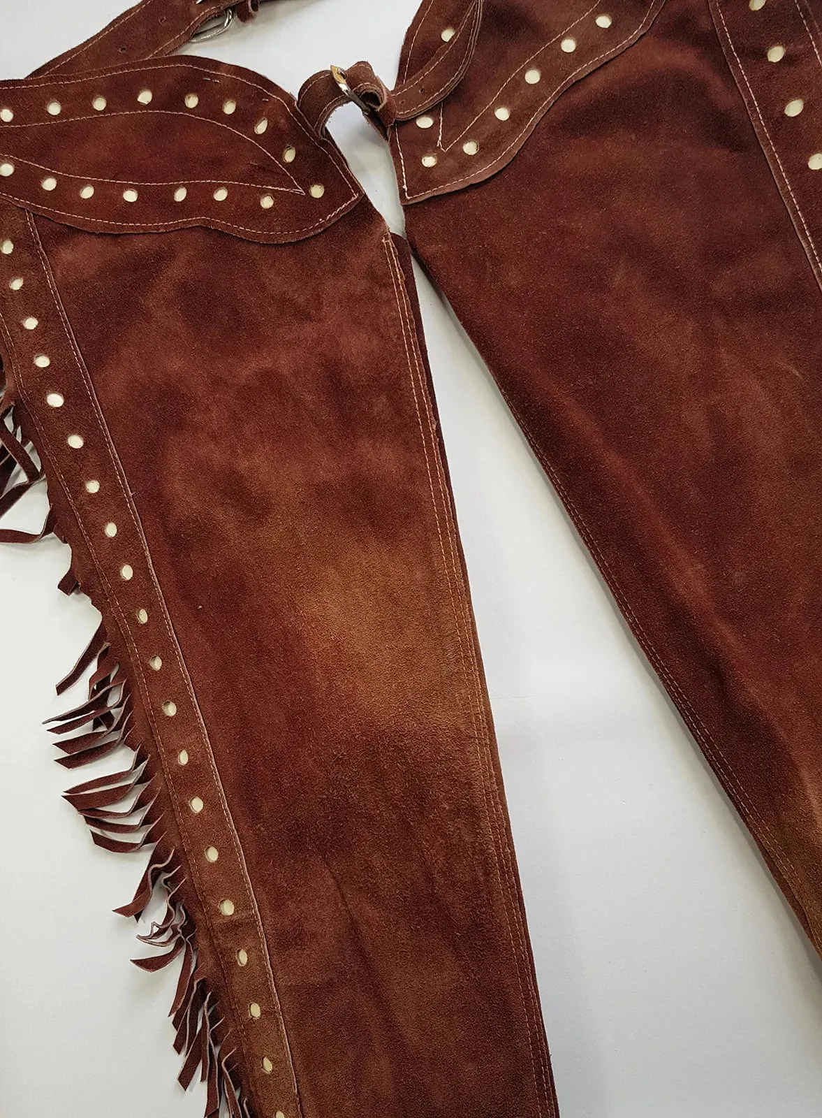 1970s Geniune Suede Cowgirl Tassel Chaps - Beautiful Soft Suede & Leather Tassel Chaps - Rich Tobacco Brown- Chunky Metal Zippers - Perfect Fit -  Iconic for a Costume