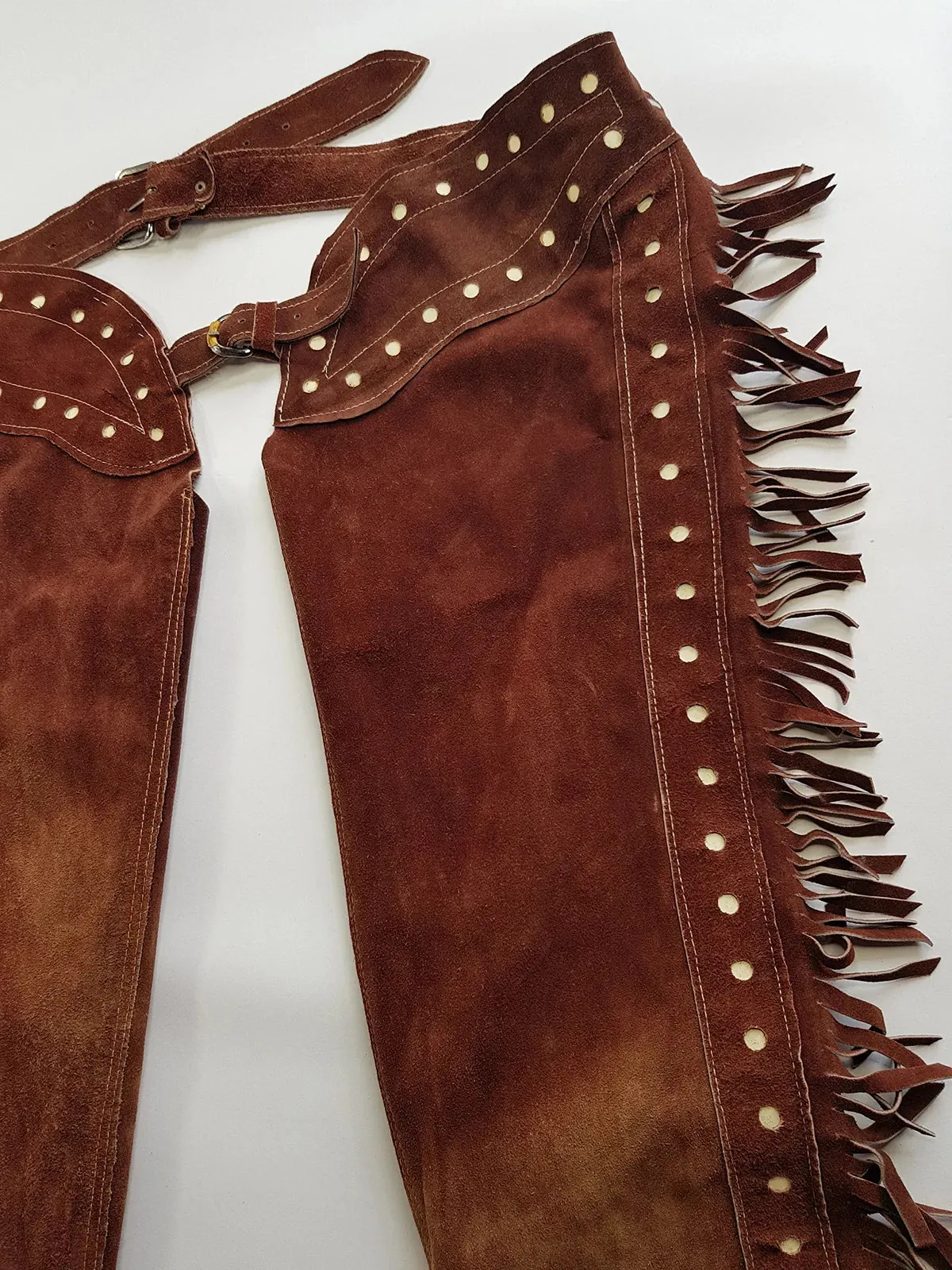 1970s Geniune Suede Cowgirl Tassel Chaps - Beautiful Soft Suede & Leather Tassel Chaps - Rich Tobacco Brown- Chunky Metal Zippers - Perfect Fit -  Iconic for a Costume