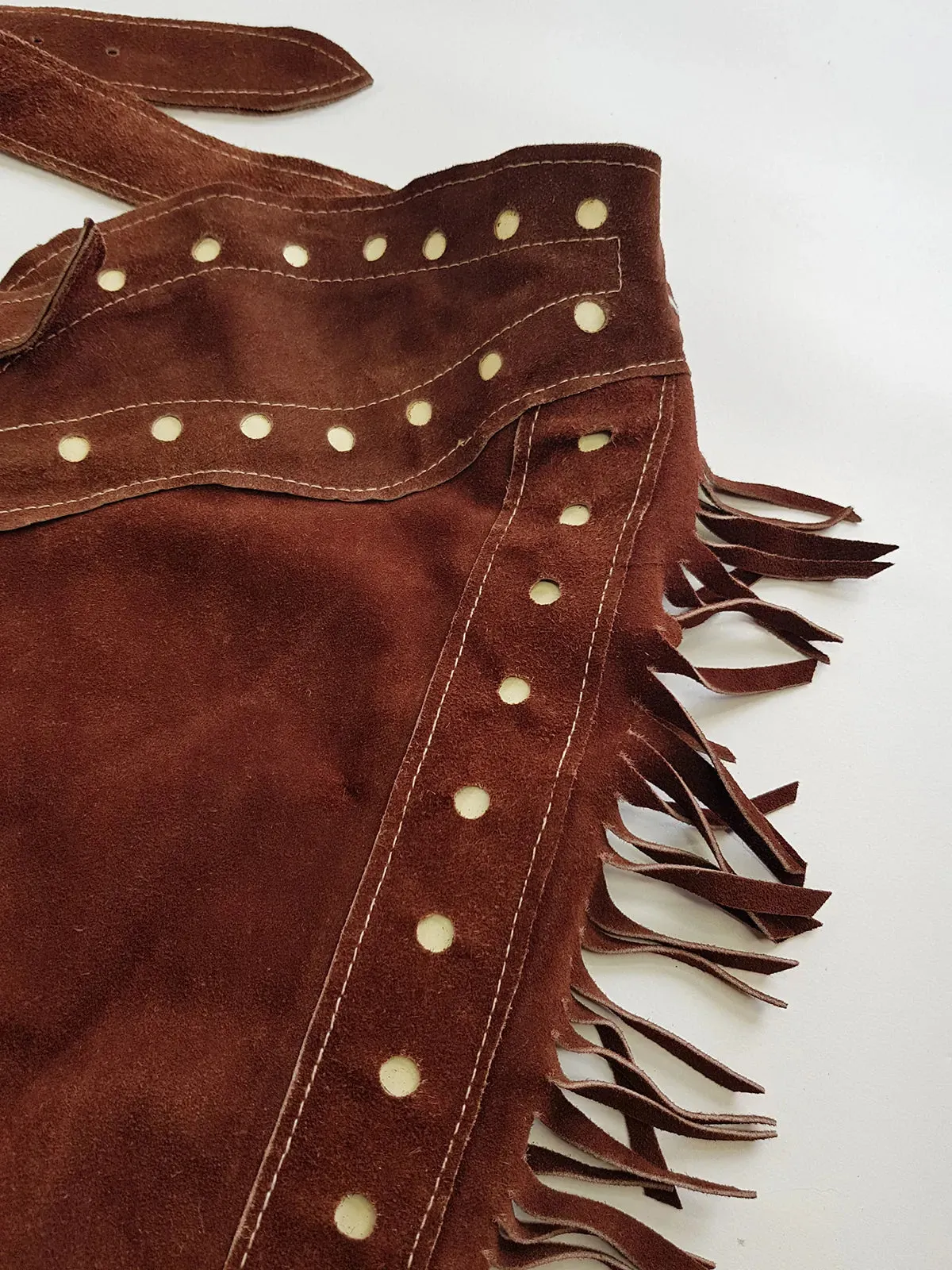 1970s Geniune Suede Cowgirl Tassel Chaps - Beautiful Soft Suede & Leather Tassel Chaps - Rich Tobacco Brown- Chunky Metal Zippers - Perfect Fit -  Iconic for a Costume
