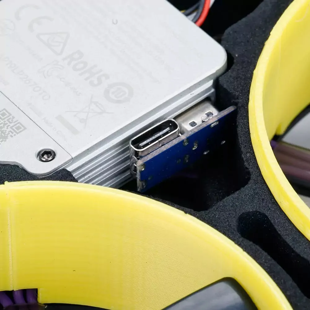 BumbleBee HD Type C 90° Connector