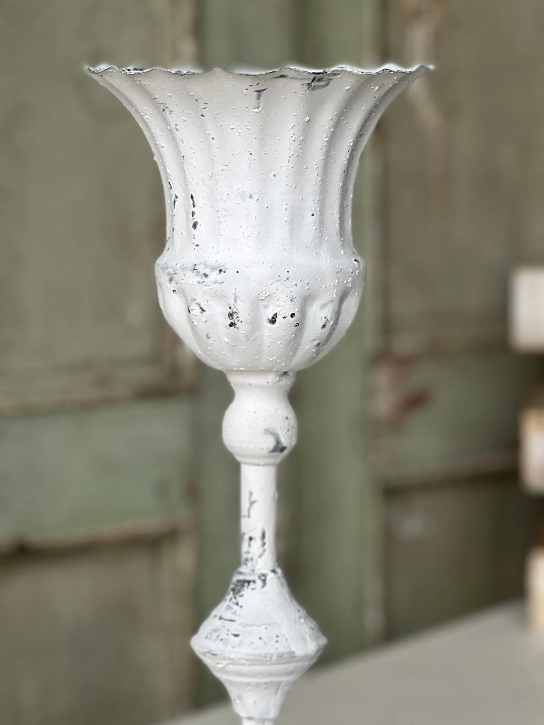 Fluted Holder | Cream | 15"