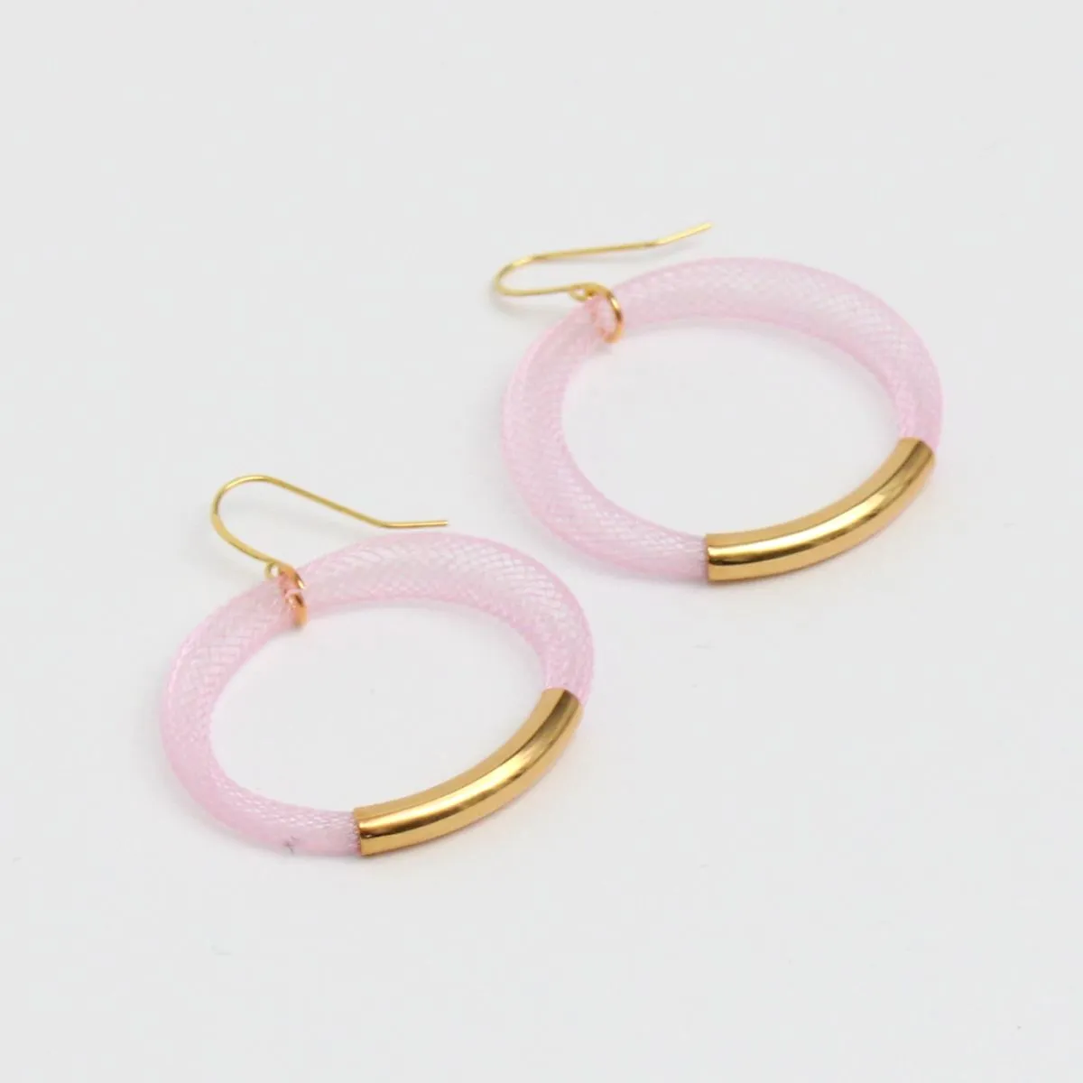 Lavender Mesh Hoop Earring Gold