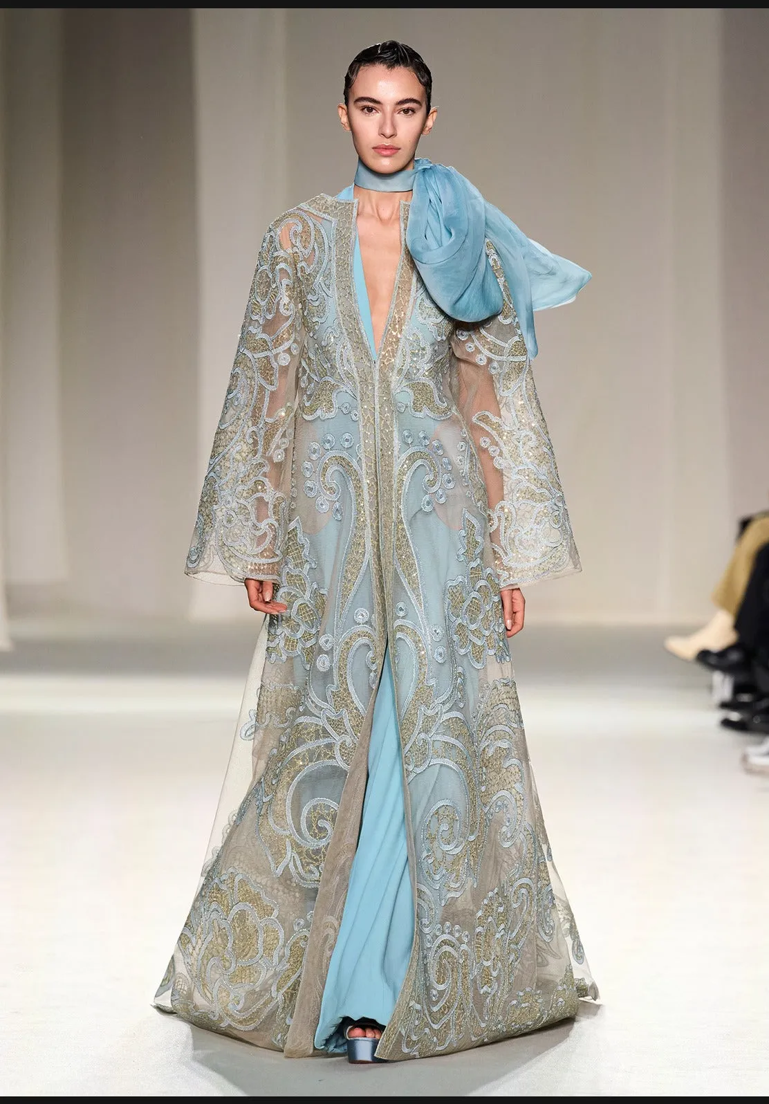 Look 14