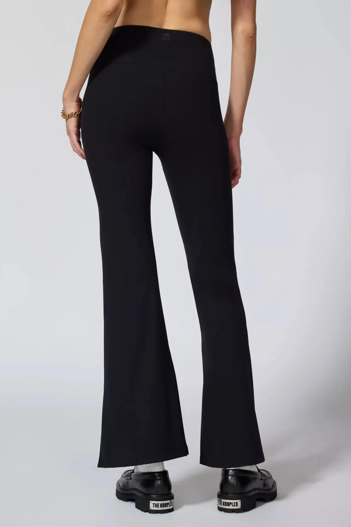 MPG Sport Women Velocity Flare - BLACK