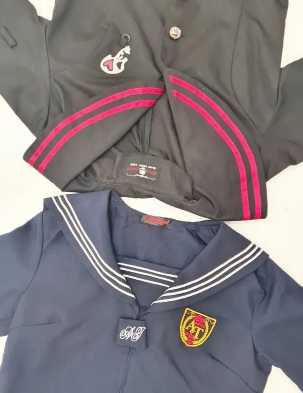 VINTAGE JAPAN SEIFUKU UNIFORM TOPS - 50 pieces