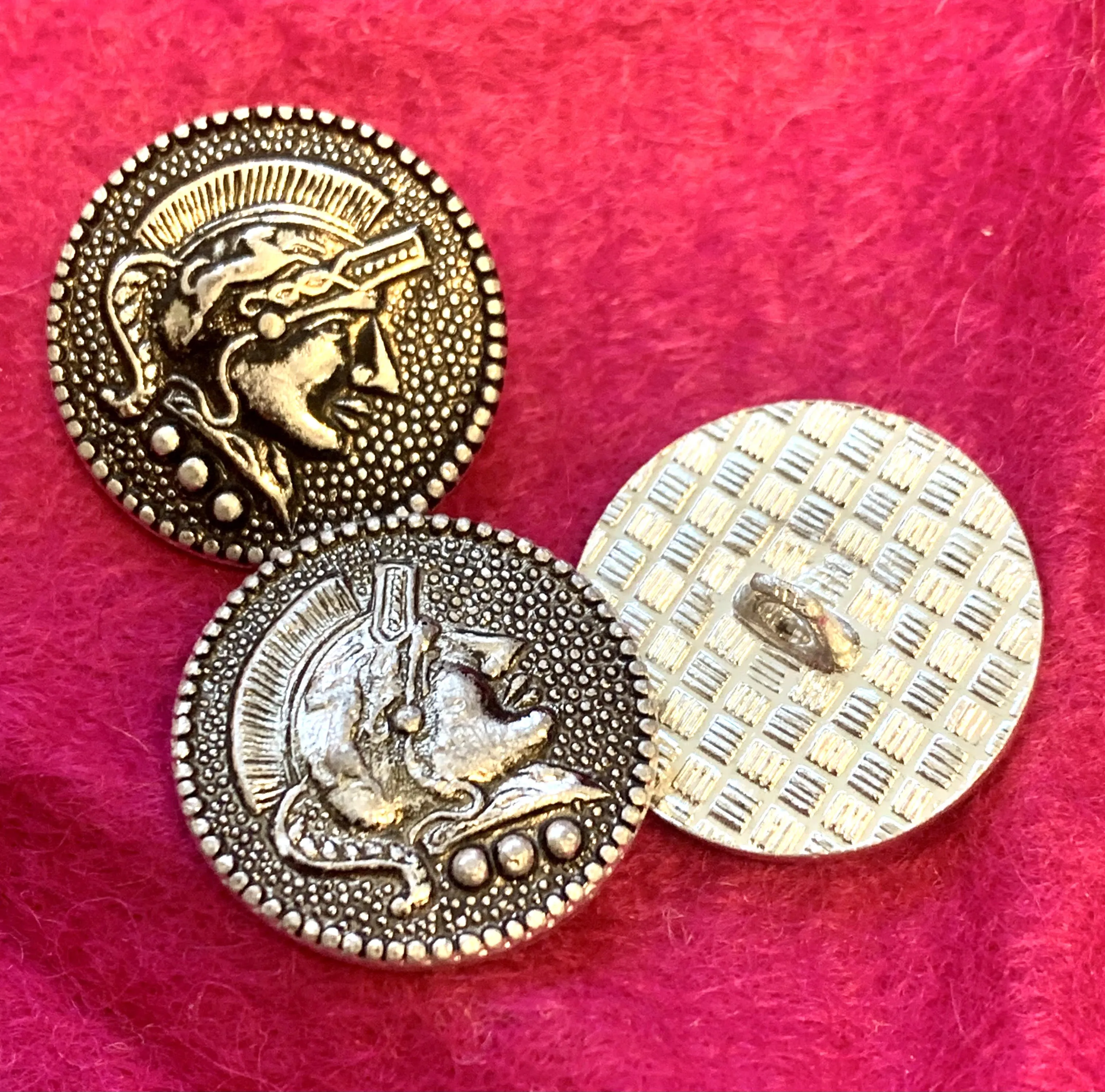 Vintage Round Silver Metal Shank "Emporia Head" Buttons 3 x 18mm