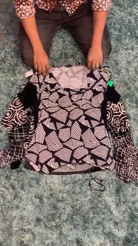 Y2K 2024 Dark Colour Vintage Style Tops. Re-loved Cloths(GRV-12-005)